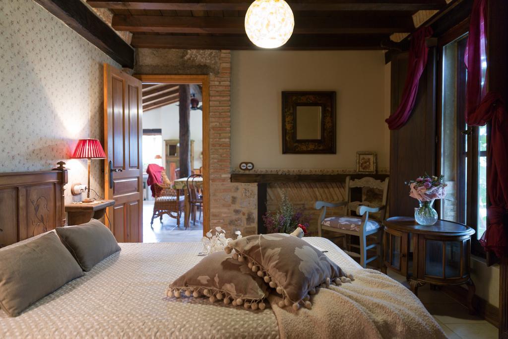 Casa Rural La Casa Del Bosque Navaconcejo Esterno foto